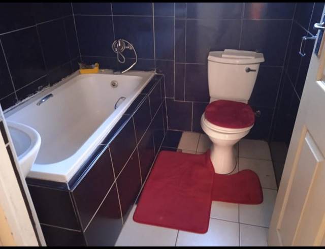 3 BEDROOM TOWNHOUSE FOR SALE IN BIRDSWOOD